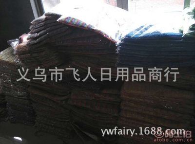 花仙女浙江地墊地毯門墊批發與金華植絨地墊印花地墊廠家直銷——義烏市飛人日用品商行產品介紹